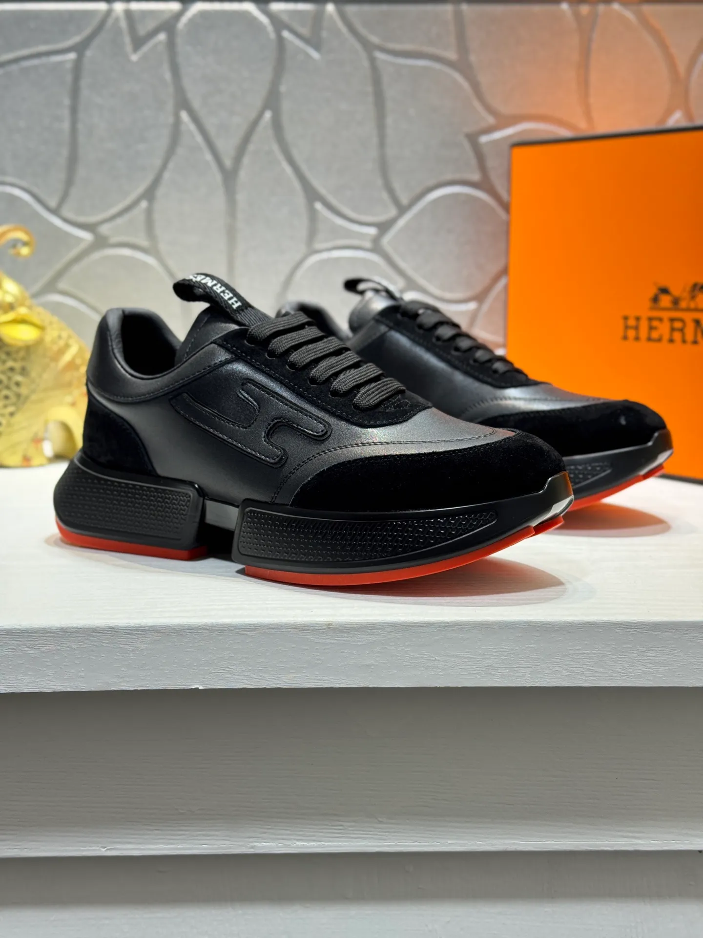 Men's shoes 💰480【New style】🪷🪷Top quality goods🇮🇹🇮🇹New style "Hermès" Hermès top purchasing agent🔍🔍New products from men's counter The upper is made of cowhide leather ~ Sole: The original factory's exclusive movable molded foam outsole, light ~ super comfortable, original factory follow-up goods, 🔍🔍 high quality, can be entered and exited the counter at will, multiple colors are available, welcome to compare Size: 38-44 (45. Customized